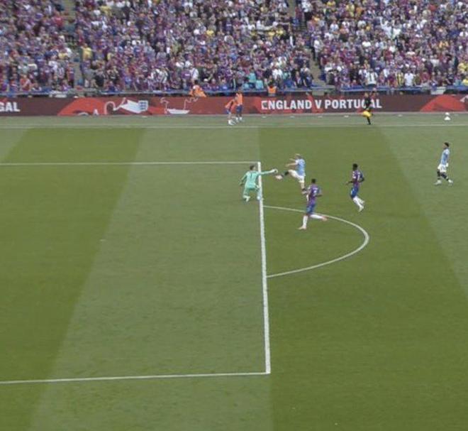 BLUEJAYS 在 Fragadelphia x Block 2025 赛事中获胜后，虐待 VRS