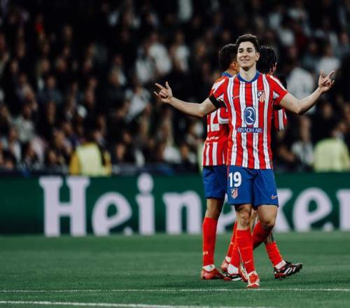 2024 LPL 年度纪录片《看见即相信》世界冠军赛集将于12月7日18：00正式播出！