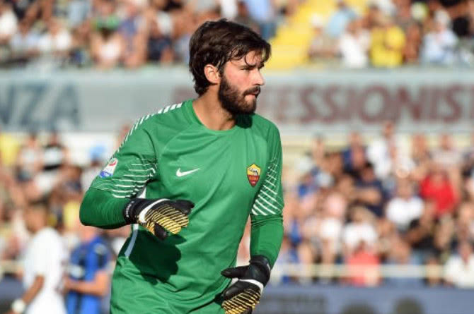 经过与选手本人充分且友好的沟通与协商，自由人辅助选手张明（ID：QiuQiu）即日起正式加入FPX