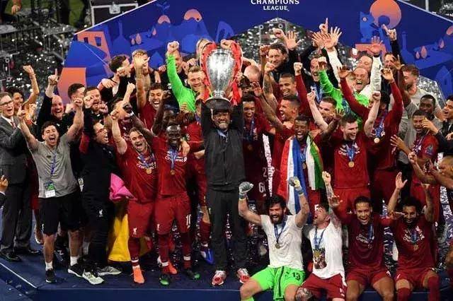 S11小组赛前十分钟经济差：第一意想不到，前十仅一个LPL